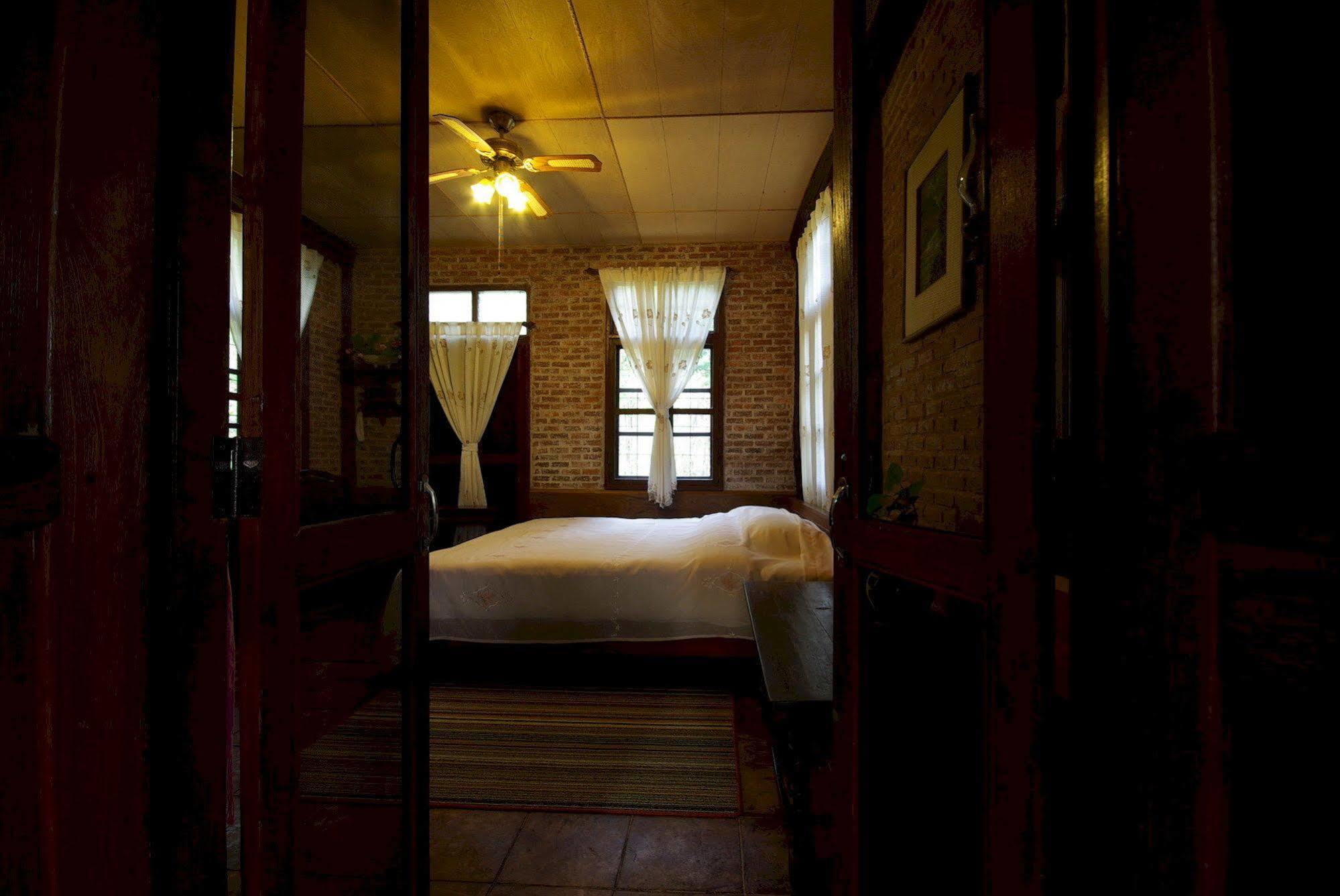 ธารทอง ลอดจ์ Tharnthong Lodge Mae On Eksteriør billede